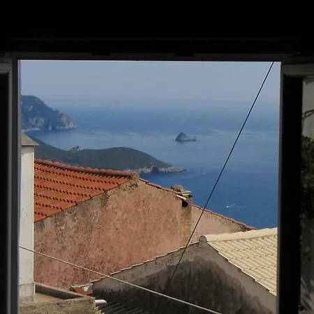 View House Lákones